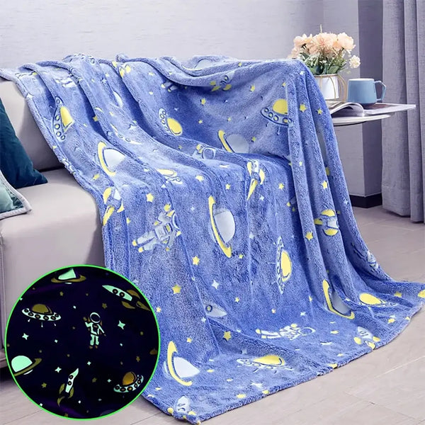 Astronaut Glow-in-the-Dark Plush Blanket - 150 x 200 cm