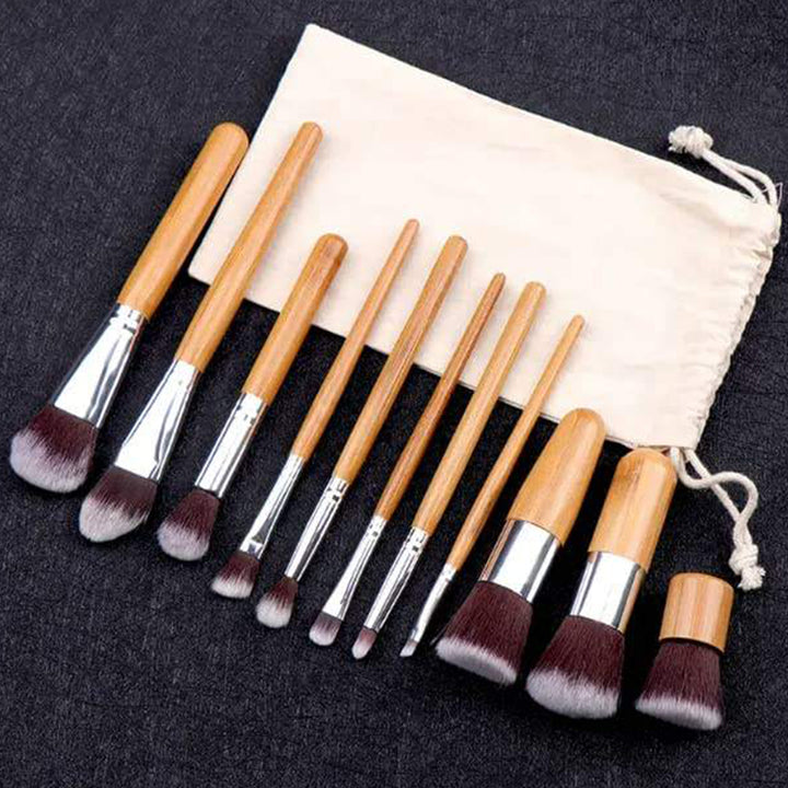 Eco-Friendly 11-Piece Makeup Brush Set with Beige Bamboo Handles