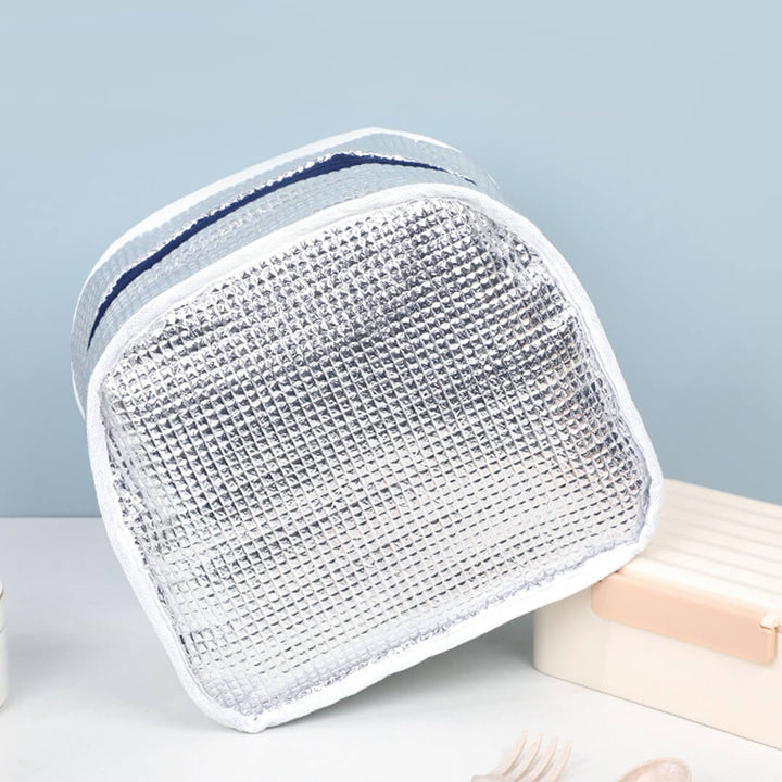 Reusable lunch bag with aluminum insulation