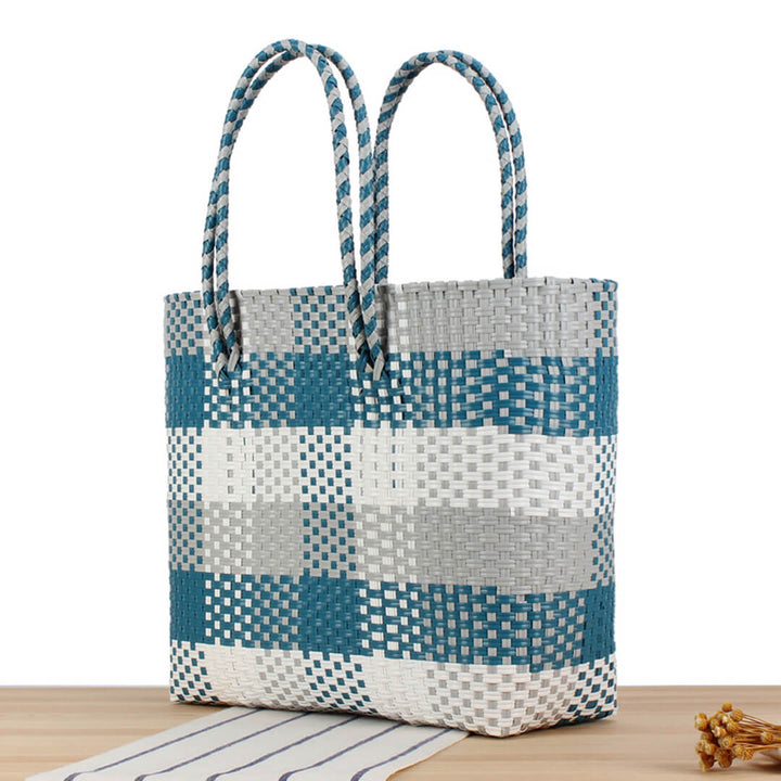 Waterproof Straw Shoulder Bag – Beach & Picnic